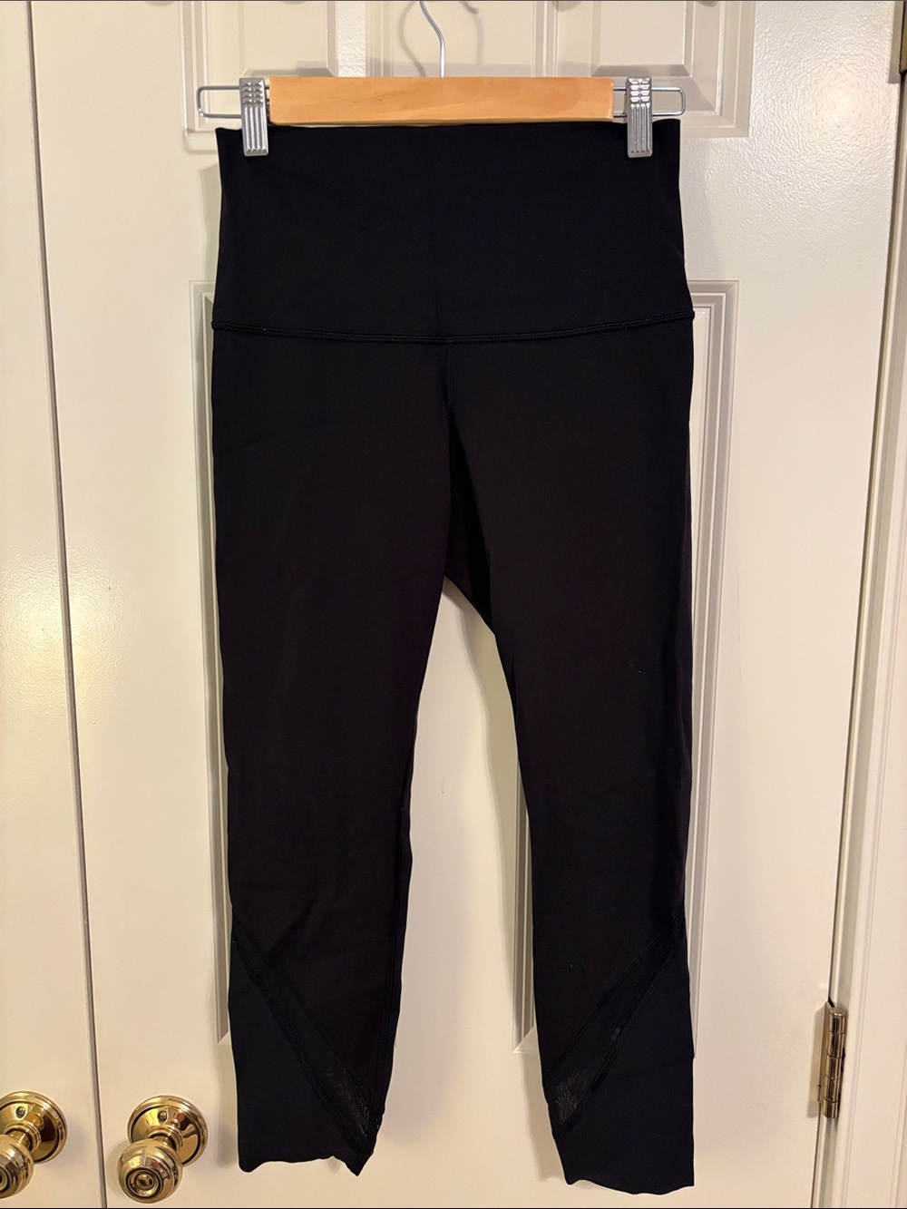 lululemon athletica Black Capri Leggings